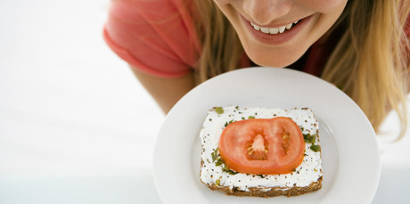 Before a long run, make sure you get the right amount of carbohydrates, enough to fuel the distance advises Claire Turnbull. Photo / Thinkstock