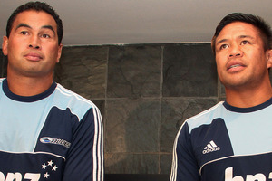 Blues head coach, Pat Lam (left) and Kevin Mealamu. File photo / Getty Images