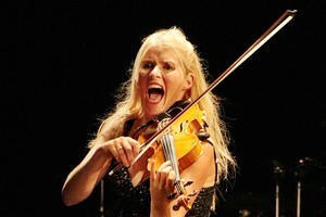 Violinist Fiona Pears has her audiences exhibiting all manner of emotions with her exuberant performances. Photo / APN