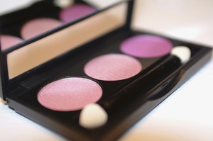 Due to her deep set eyes, Gill South was advised against using dark eyeshadow as this could make her eyes look dull. Photo / Thinkstock