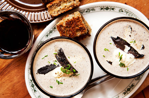 Portobello mushroom with blue cheese toasties. Photo / Babiche Martens