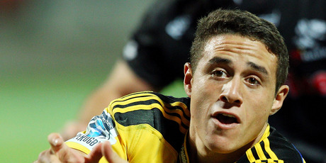 T.J Perenara's game has multiple parts to it: he can pass, he can run, he can kick and he can pull off the impossible. Photo / Getty Images.