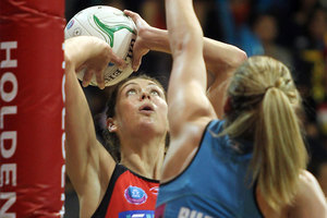 Waikato/Bay of Plenty Magic's Irene van Dyk and Southern Steel Storm Puruis. Photo / Mark Mckeown.