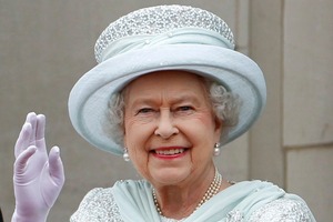 Britain's Queen Elizabeth waves from the balcony at Buckingham Palace during the Diamond Jubilee celebrations. Photo / Stefan Wermuth