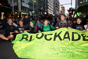 Blocking traffic did little to win over public support for students and their protest against cuts to loans and allowances. Photo / Richard Robinson