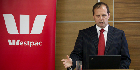 Westpac CEO Peter Clare hopes the getonline.co.nz initiative will help small firms grow their customer bases. Photo / Greg Bowker