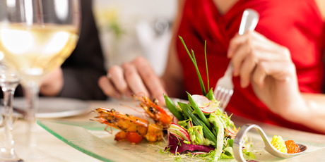 Many restaurants are offering special deals on websites to attract more customers to their tables. Photo / Thinkstock