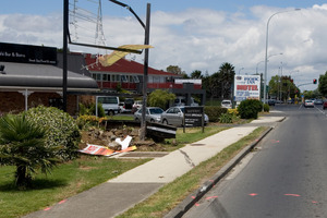 Scene of the crash in Mangere which killed 33-year-old Api Kao Aue. Richard Robinson