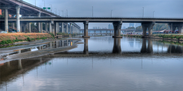 One of the many bridges over the Han River. Closer to the DMZ, this body of water mingles with the murkier waters of the Imjin River. Photo / Thinkstock