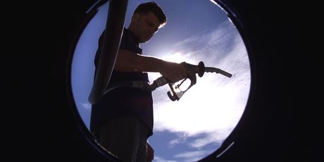 Motorists have more spare money after spending less at the pump. Photo / APN