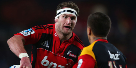 Kieran Read of the Crusaders looks to offload the ball during the round 17 Super Rugby match between the Chiefs and the Crusaders at Waikato Stadium. Photo / Getty images.