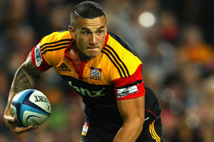 Speculation on the sporting future of the Chiefs' Sonny Bill Williams will be rife during tonight's match, which sees him taking on his former team, the Crusaders. Picture / Getty Images.