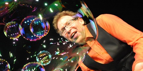 Louis Pearl - The Amazing Bubble Man. Photo / Supplied