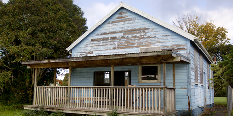 A trust has been established to try to reclaim the closed Orauta School. Photo / Steven McNicholl