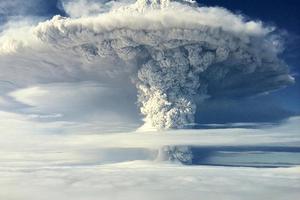 Ash erupted from the Puyehue-Cordon Caulle volcanic chain disrupting flights between New Zealand and Chile for about a month. Photo / supplied