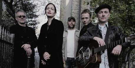 Elizabeth McGovern (who played Cora Crawley in Downton Abbey) pictured with her band Sadie and the Hotheads. Photo / Supplied