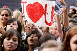 The 18-year-old Canadian singer-songwriter was mobbed by hordes of supporters on his last visit, in April 2010. Photo / Natalie Slade