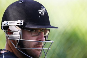 Daniel Vettori has been named in a bulging 30-man New Zealand squad to prepare for this year's Twenty20 World Cup in Sri Lanka. Photo / Getty Images.
