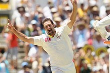 Ben Hilfenhaus celebrates the wicket of Ishant Sharma during day three of the third test between Australia and India. Photo / Getty Images