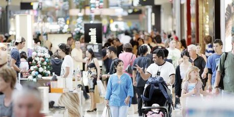 A high kiwi dollar and softening food prices have helped keep New Zealand's consumer inflation low. Photo / Herald on Sunday