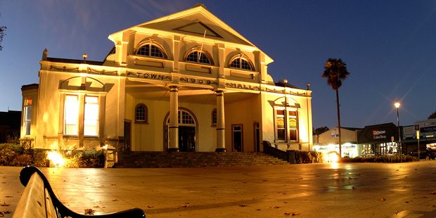 The Waikato township of Cambridge has many picturesque sights, including the town hall. Photo / Hamilton and Waikato Tourism