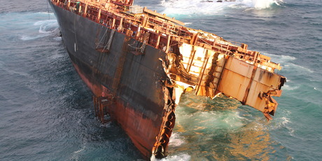 Rena's wreck