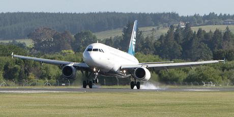 Air New Zealand is cutting the prices of many of its domestic airfares. Photo / Rotorua Daily Post