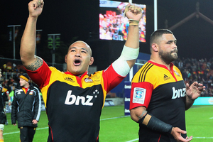Sona Taumalolo of the Chiefs (L) celebrates their win after the Super Rugby Semi Final match between the Chiefs and Crusaders. Photo / Getty Images.