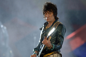 Rolling Stone Ronnie Wood during a Rolling Stones gig in Wellington in 2006. File photo / NZPA