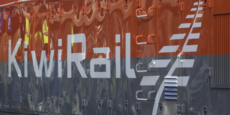 KiwiRail's infrastructure and engineering unit plans to cut 220 jobs from its 1000 staff this year. Photo / Mark Mitchell