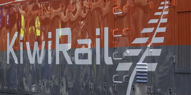 KiwiRail's infrastructure and engineering unit plans to cut 220 jobs from its 1000 staff this year. Photo / Mark Mitchell