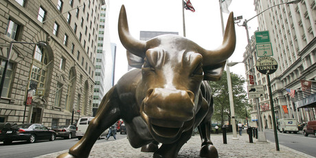 Advisors in a US mystery shopper survey did not dissuade investors from trying to chase performance. Photo / AP