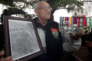 Orri Haddon of Wanganui was a raw-boned infantryman when he arrived in Malaya in 1961. Photo / Stuart Munro