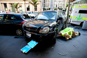 Two cars collided on the corner of Queen and Shortland Sts in Auckland yesterday afternoon. Photo / Dean Purcell