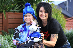Alea Starr-Smith with her mum, Dianne Smith. Photo / Visionmedia