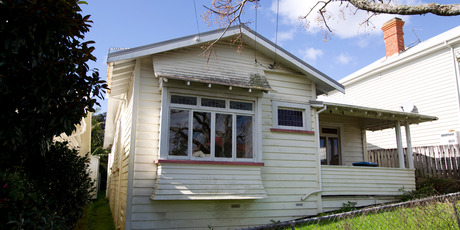 30 Dickens St: $9995,000. Photo / Steven McNicholl.