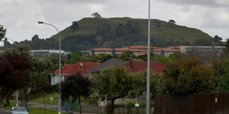Mt Wellington as seen from Line Rd, Glen Innes. Photo / Richard Robinson