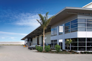 The Gate's prime location, in easy reach of land, sea and air transport, enhances its strong appeal.