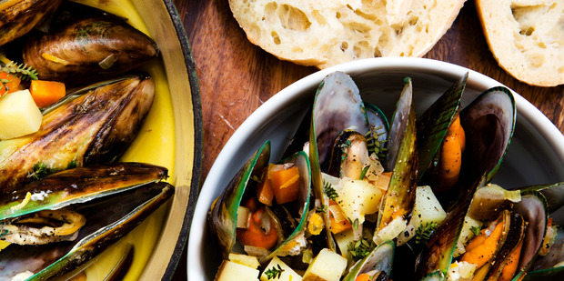 Creamy mussels with wine, chilli and thyme. Photo / Babiche Martens
