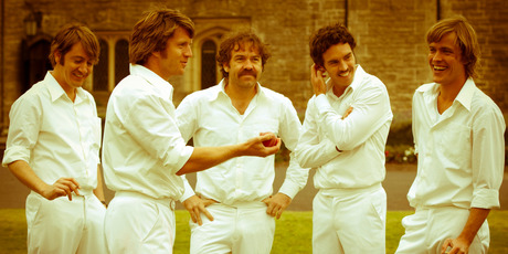 Ryan O'Kane (second left) as Jeff Thomson. Photo / Supplied