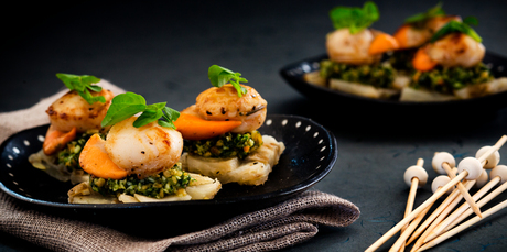 Scallops, jerusalem artichoke and watercress pesto. Photo / Babiche Martens
