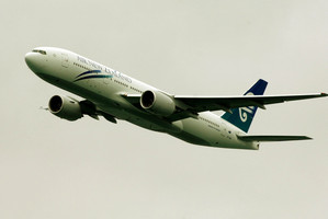Flight NZ2 set off an emergency 'squawk'. Photo / NZPA