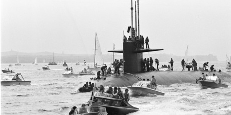 American Navy Nuclear Submarine USS Haddo arriving in Auckland on 19 January 1979. File Photo / NZ Herald
