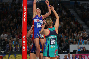 The Silver Ferns have been practicing The Harrison Hoist in an attempt to lift their chances of success in the upcoming international season. Photo / Getty Images.