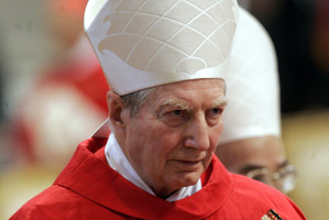 In his final interview, Cardinal Carlo Maria Martini said that radical change in the Church must begin with Pope Benedict XVI and the bishops. Photo / AP