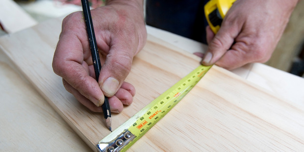 More Aucklanders homeowners are going online to find reliable handymen, electricians, and plumbers, said Builderscrack.co.nz. Photo / Richard Robinson