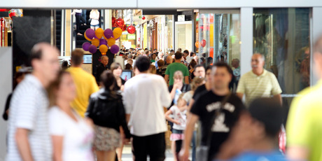 Consumer confidence slipped in September, according to the latest ANZ-Roy Morgan Consumer confidence index. Photo / Herald on Sunday