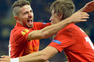 Liverpool's Sebastian Coates, right, celebrates his equalizer to 3:3 with teammate Fabio Borini during the UEFA Europa League Group A soccer match between BSC Young Boys and Liverpool. Photo / AP