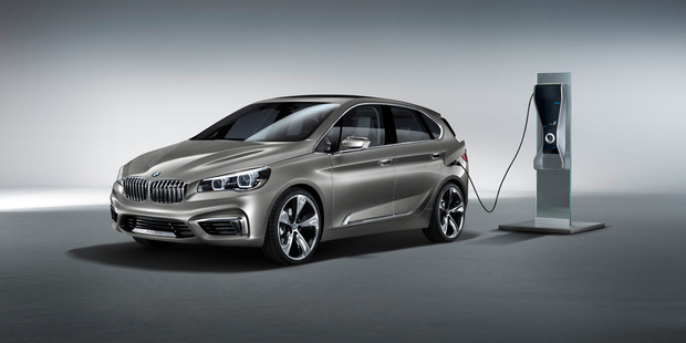 The Active Tourer has a rather un-BMW-like compact semi-MPV body style.