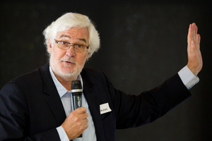 Professor Peter Saunders says a universal payment has been found to be one of three key ways to reduce child poverty. Photo / Richard Robinson